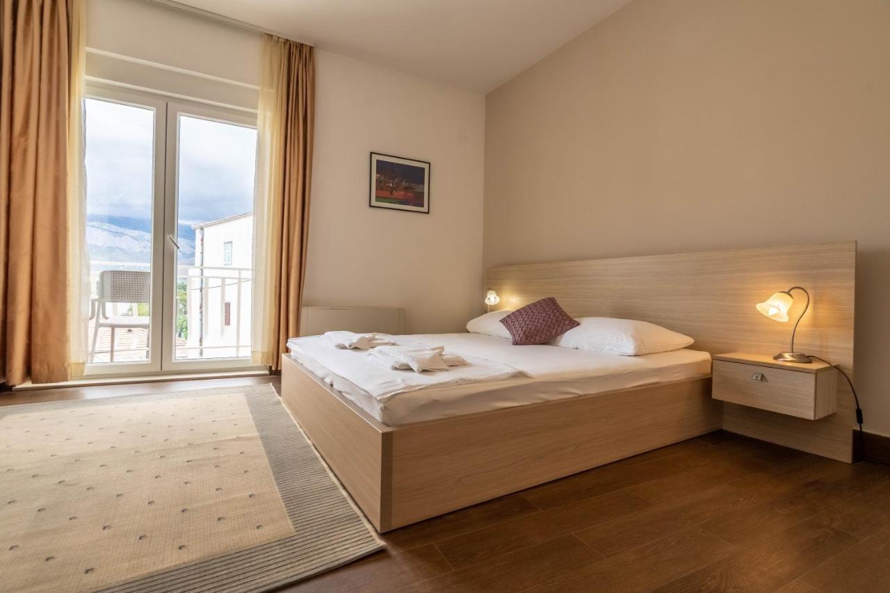 Pansion Epetium Hotell Stobreč Eksteriør bilde